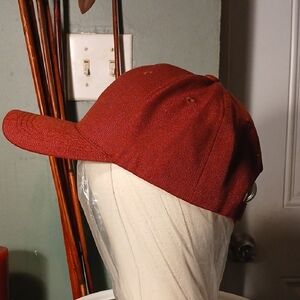 Men's Maroon Baseball Cap
